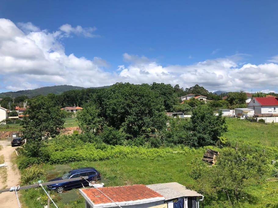 Vivienda Amplia Y Luminosa A Escasos Metros De La Playa De Cangas. エクステリア 写真