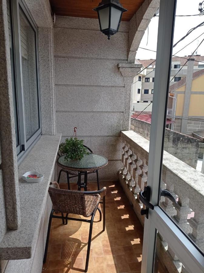 Vivienda Amplia Y Luminosa A Escasos Metros De La Playa De Cangas. エクステリア 写真